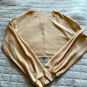 Cropped long sleeve